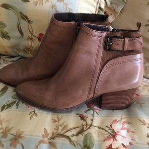 Frankie Sarto brown leather boot.